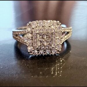 💍 Simulated Diamond | Square Ring | Multi-Stone | Size 9 | Elegant | Zircon 🆕️